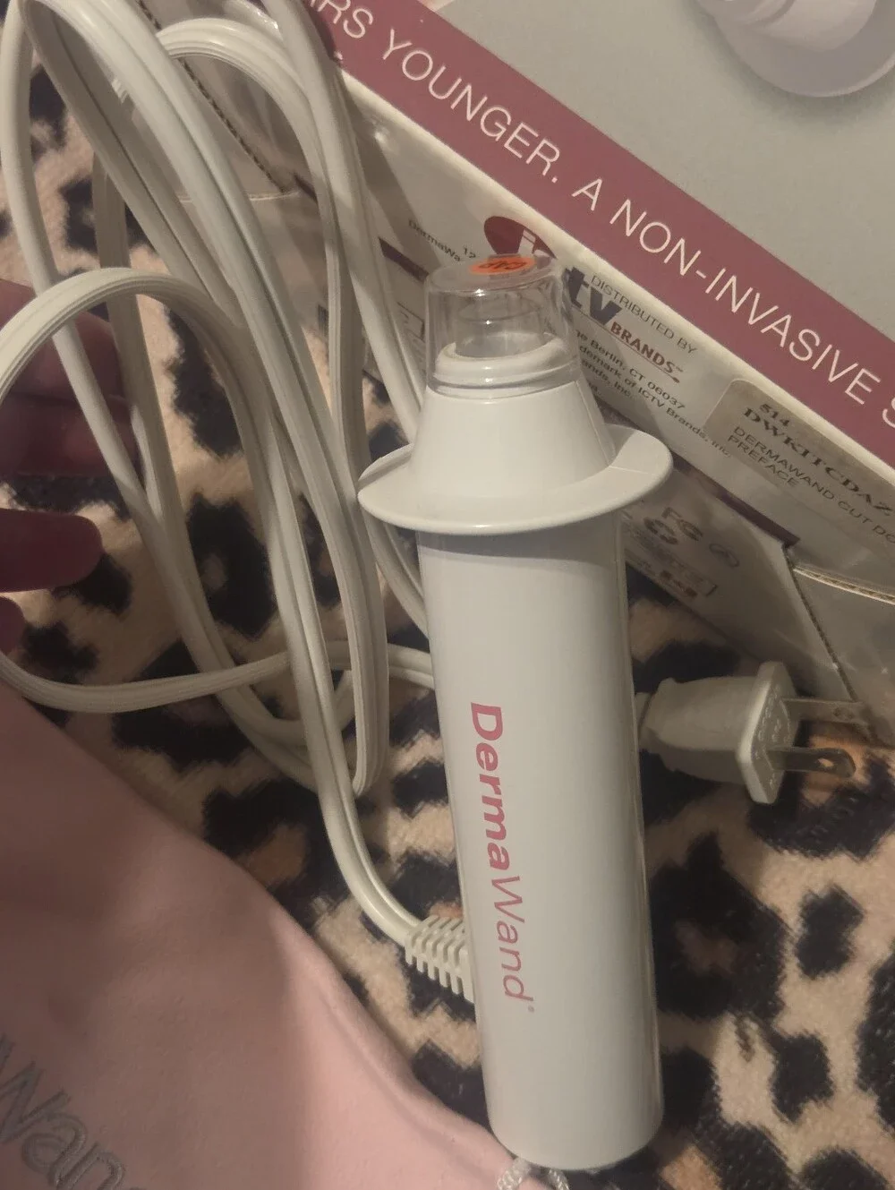 DermaWand -NWOT